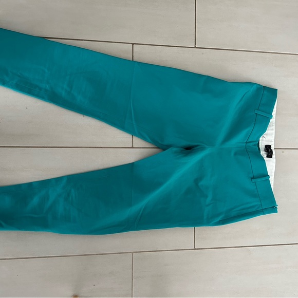 Babaton women’s stretch dress pants crop - Picture 3 of 5